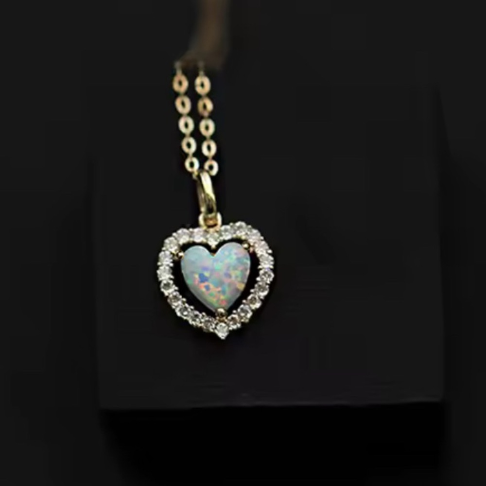✨Sterling 925 Opal Heart Pendant Necklace with Crystals
